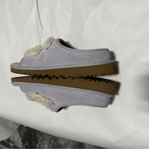 UGG Shearling SLIDE Sz 6 Lilac - Picture 5 of 16
